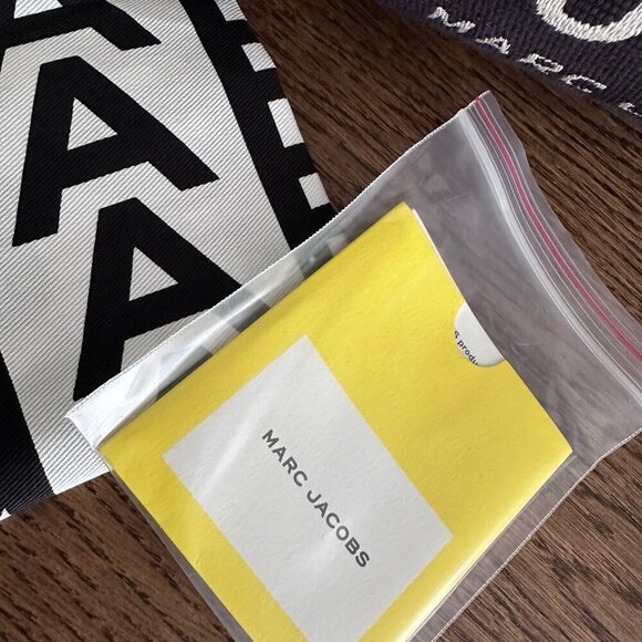 NWT! Marc Jacobs The Jacquard Duffle bag -Black Canvas - Picture 14 of 16